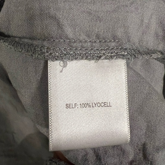 Jane and Delancey Gray Shirt - Picture 4 of 5